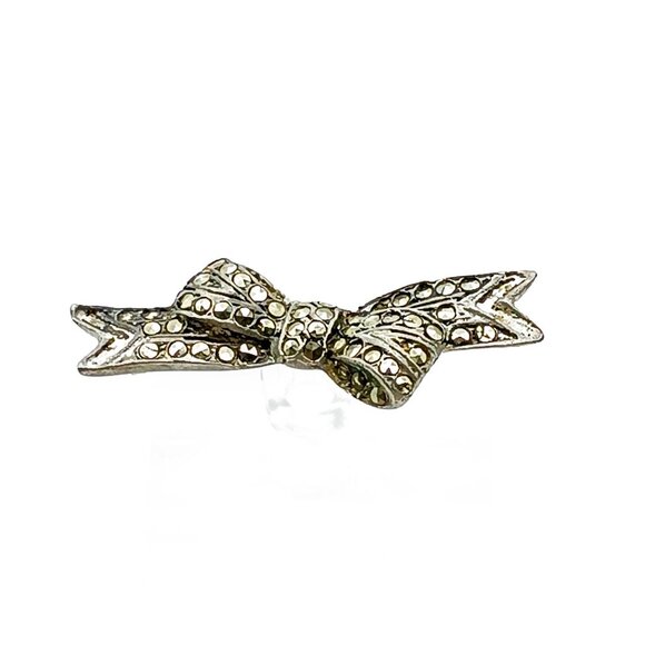 Vintage Sterling Silver Bow Brooch with Marcasite Sparkle and C Clasp - Picture 2 of 3